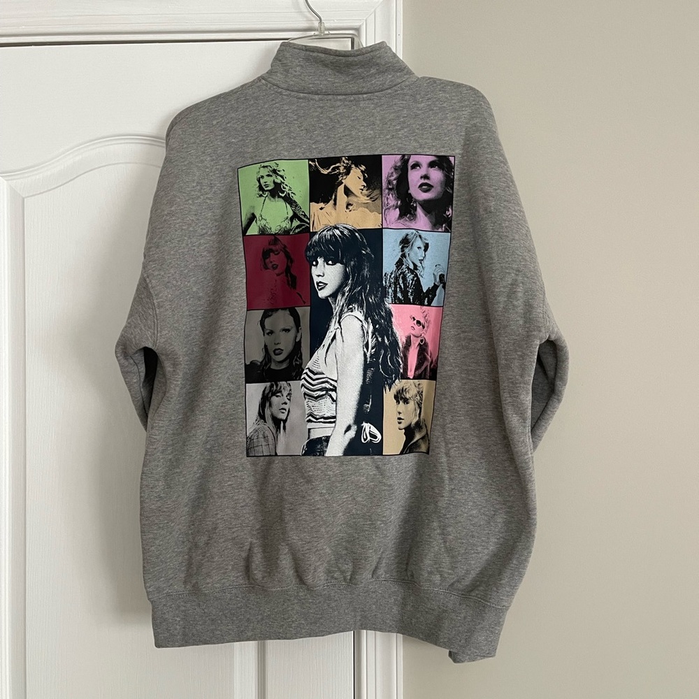 NEW Taylor Swift The Eras Tour Quarter Zip Grey Hoodie Size M